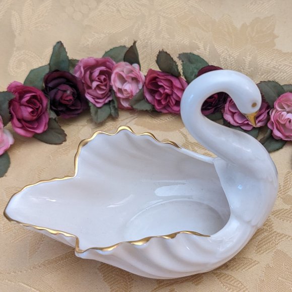 Lenox Porcelain Small Swan 24Kt Gold Trim And Beak Vtg. Mint 4.5"x3.75" Ring - Picture 6 of 10